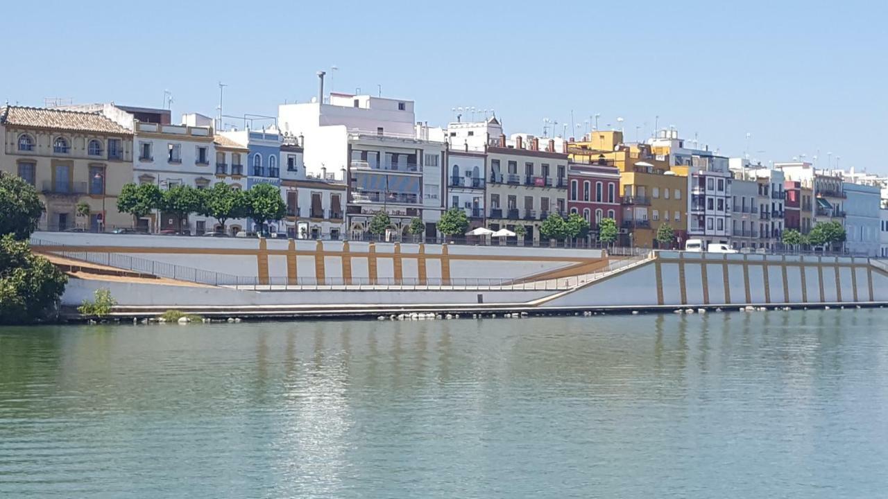 Like Home Sevilla - Museo Exterior photo